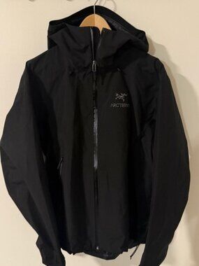 Arc'teryx Black Jacket Beta LT